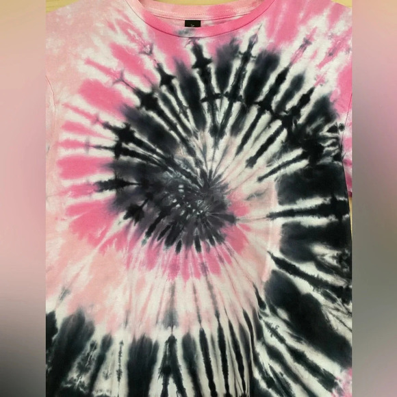NEW Unisex GILDAN Soft Style Pink Black White Tie-Dye Handmade T-Shirt - Picture 4 of 9